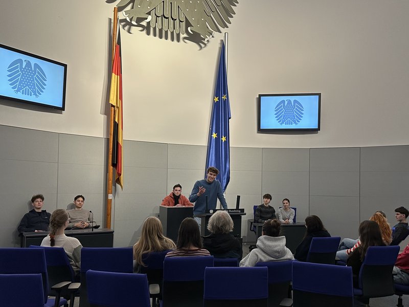 Titelbild für Beitrag: Berlinfahrt der Jahrgangsstufe 11