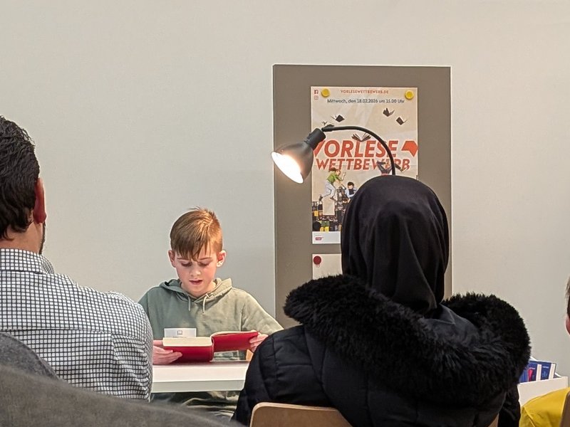 Titelbild für Beitrag: Philipp Schneider gewinnt Stadtausscheid im Vorlesewettbewerb
